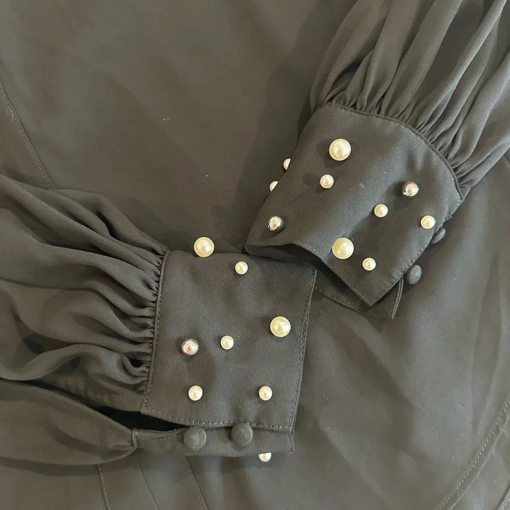 Express Blouse - Picture 3 of 4